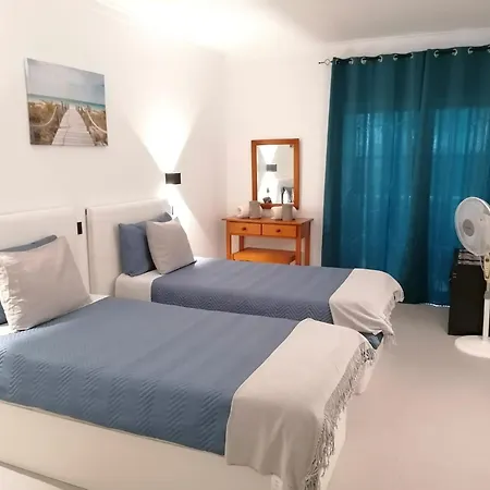 Alvor - Vitors Plaza 波尔蒂芒