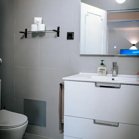 Alvor - Vitors Plaza 公寓 *