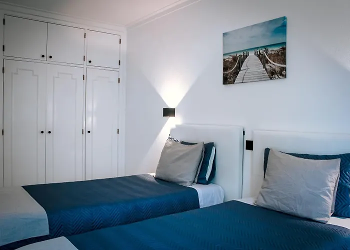 Alvor - Vitors Plaza Lejlighed *